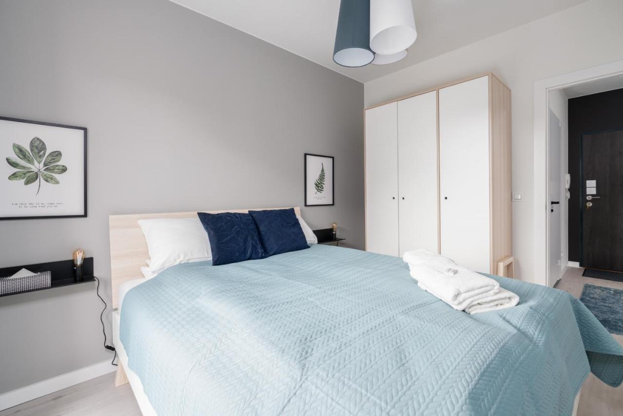 Stara Cegielnia Lake View Apartment By Renters Prestige Poznan Dış mekan fotoğraf