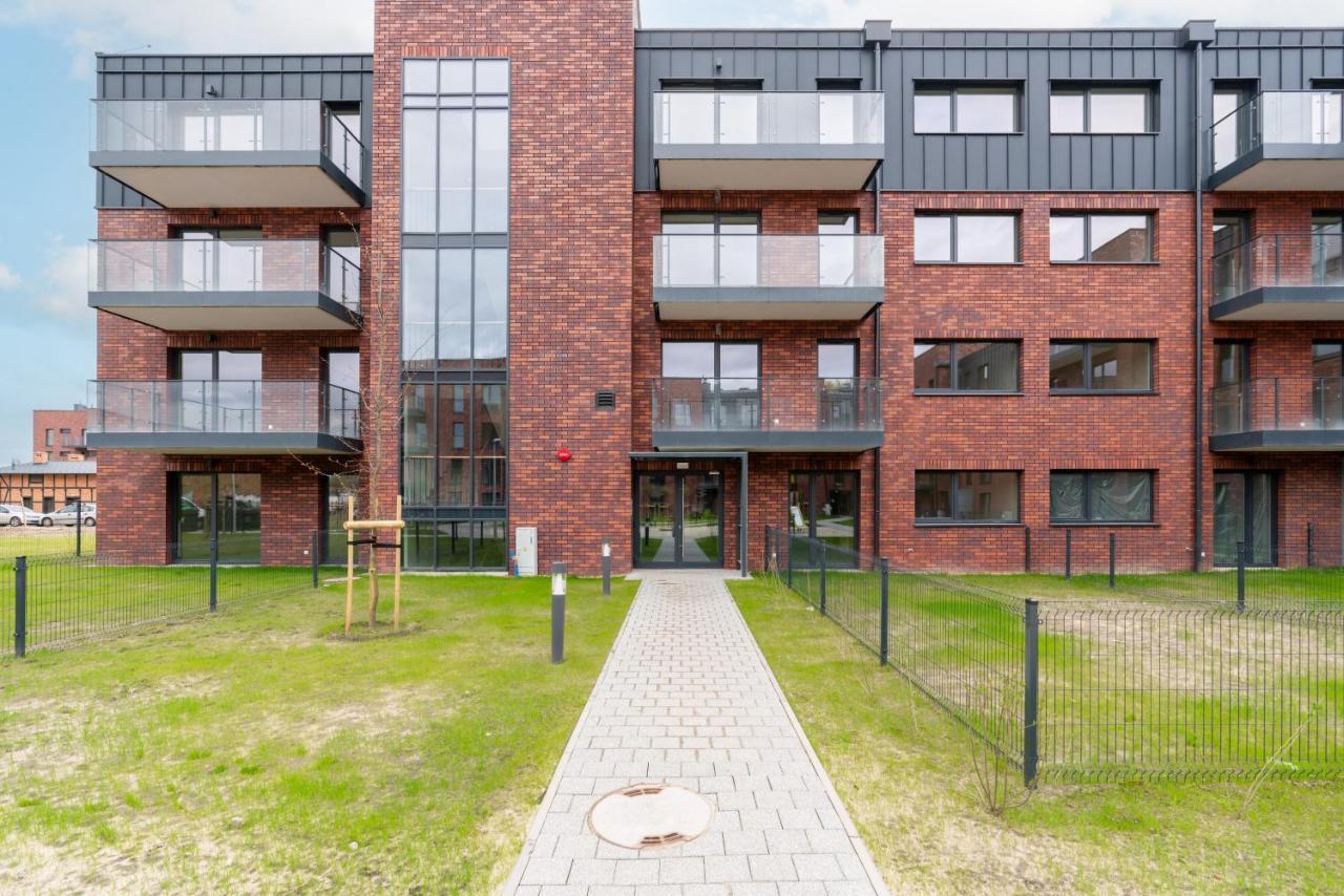 Stara Cegielnia Lake View Apartment By Renters Prestige Poznan Dış mekan fotoğraf