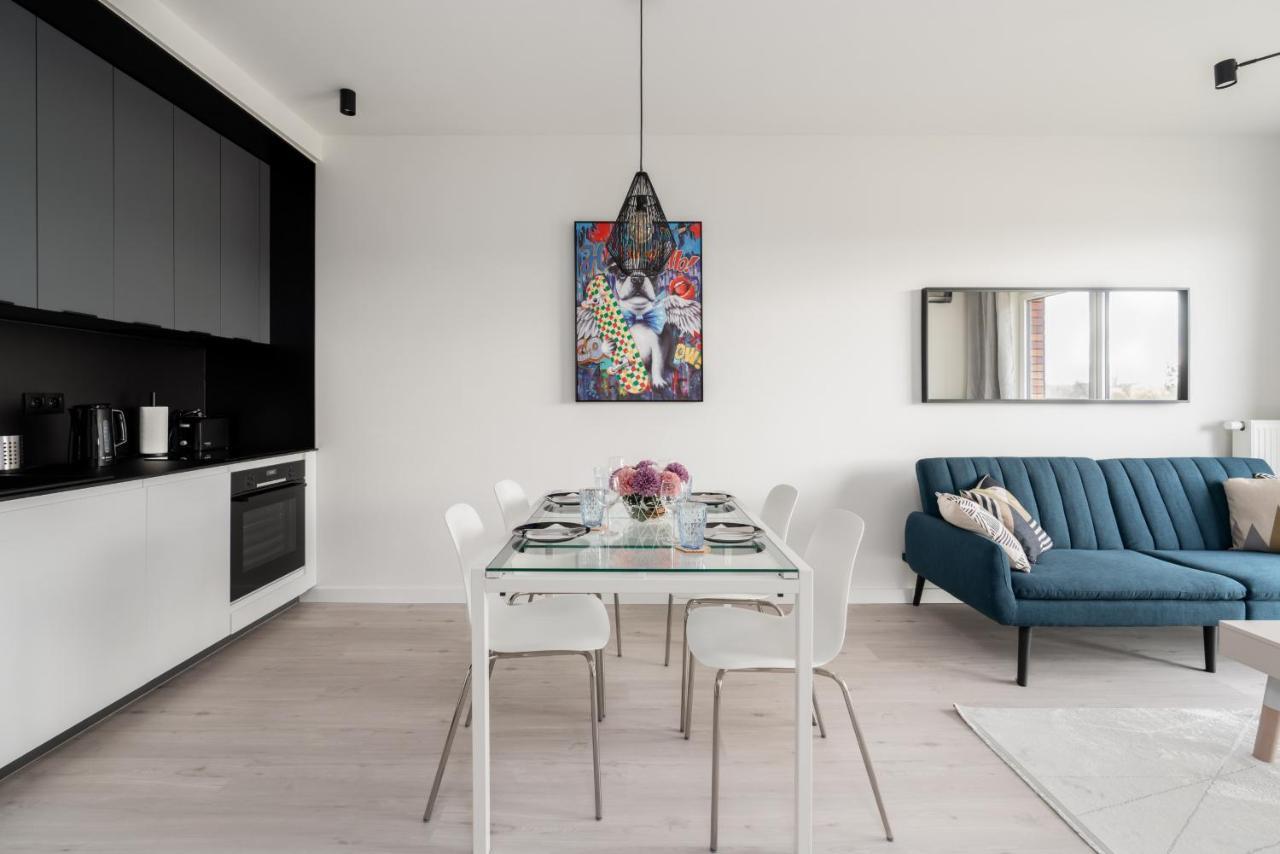 Stara Cegielnia Lake View Apartment By Renters Prestige Poznan Dış mekan fotoğraf