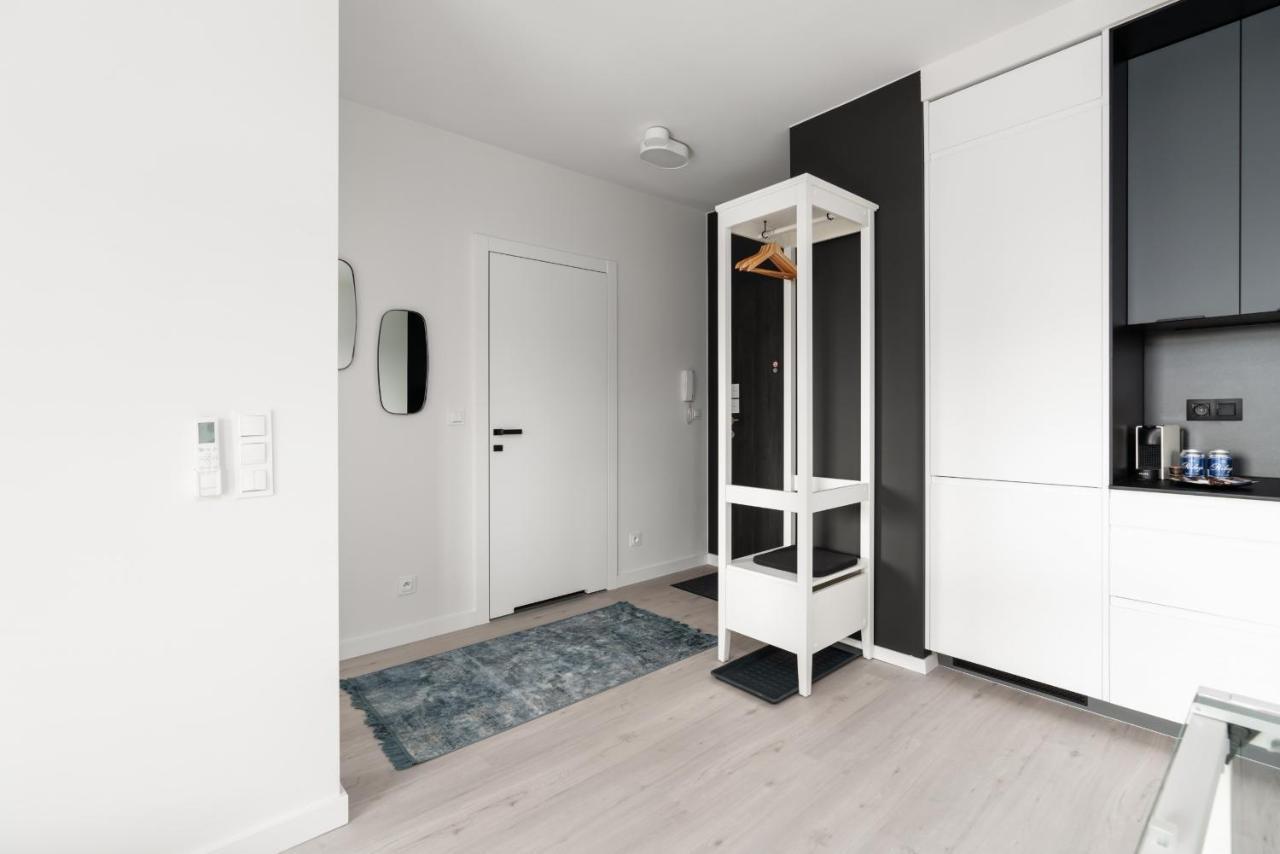 Stara Cegielnia Lake View Apartment By Renters Prestige Poznan Dış mekan fotoğraf